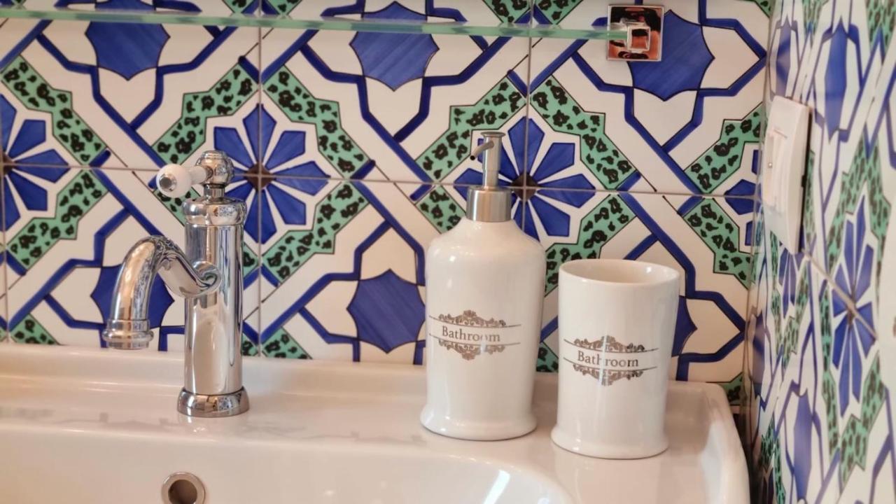 Palazzo Mauro Sorrento Luxury Rooms Luaran gambar