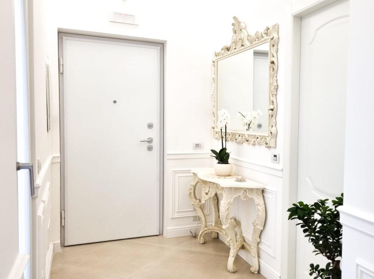 Palazzo Mauro Sorrento Luxury Rooms Luaran gambar